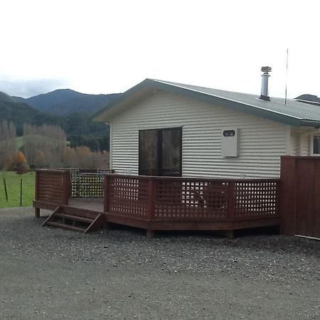 River Terrace Cottage Motueka Exterior photo