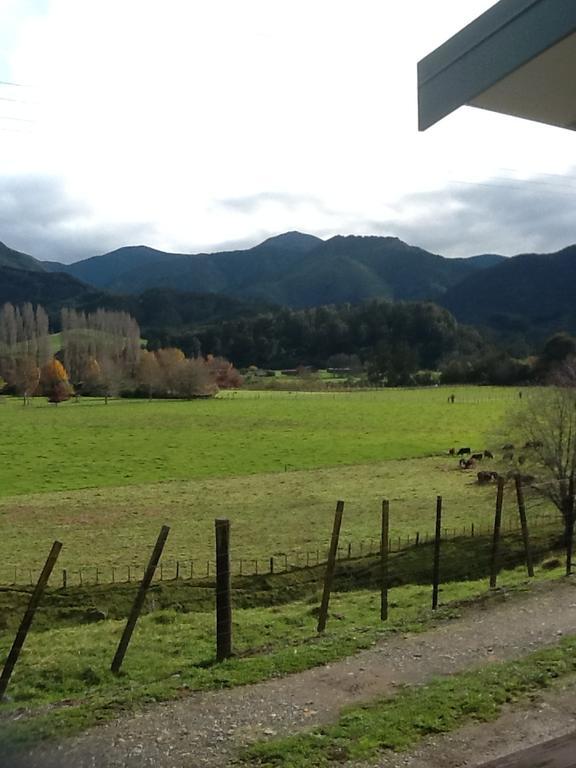 River Terrace Cottage Motueka Exterior photo